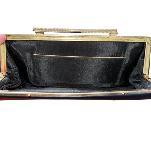 Vintage 50’s-60’s Navy Blue Trapezoid Dorris Day Clutch With Gold Hardware - Picture 4 of 8